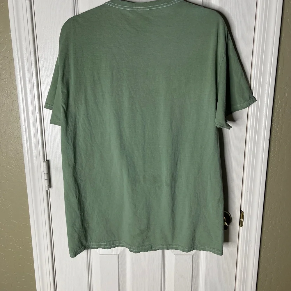 Lord of the Rings Green Graphic Tee - Picture 3 of 4
